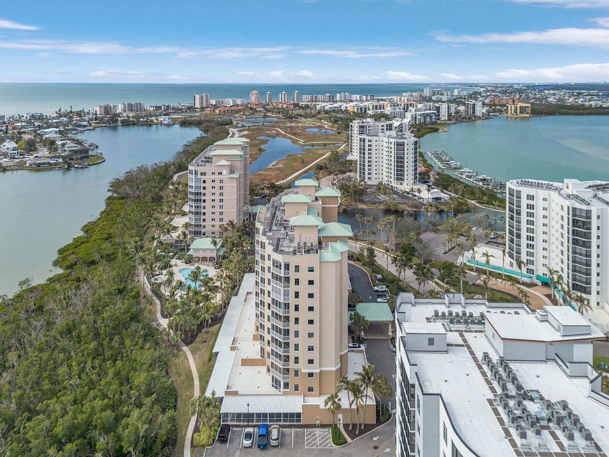 Waterfront Condo W/ Bay Views, Pool & Tennis Court Fort Myers Beach Exterior foto